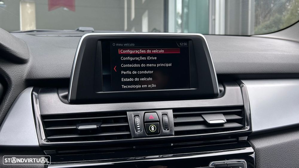 BMW 216 Active Tourer d Line Sport Auto - 32