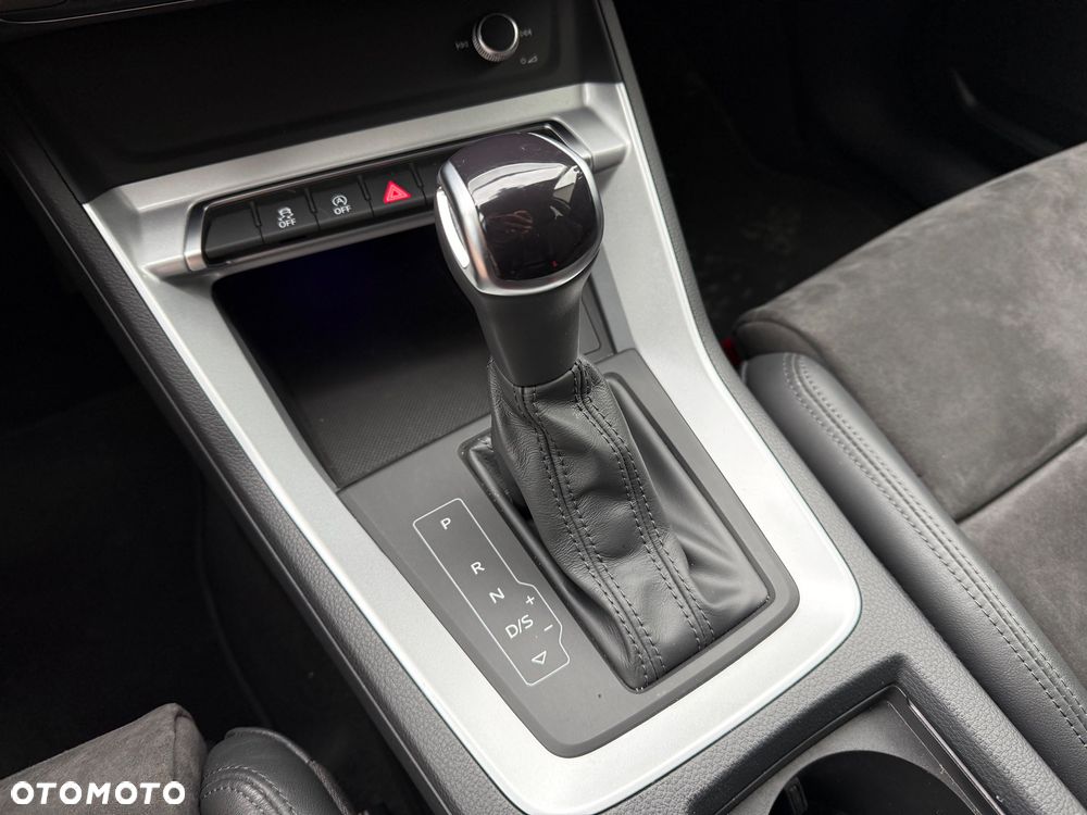 Audi Q3 35 TFSI S tronic - 21