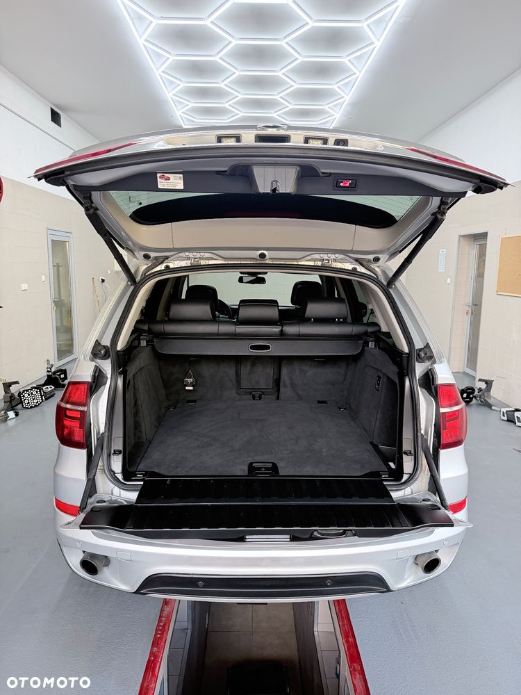 BMW X5 xDrive35i - 8