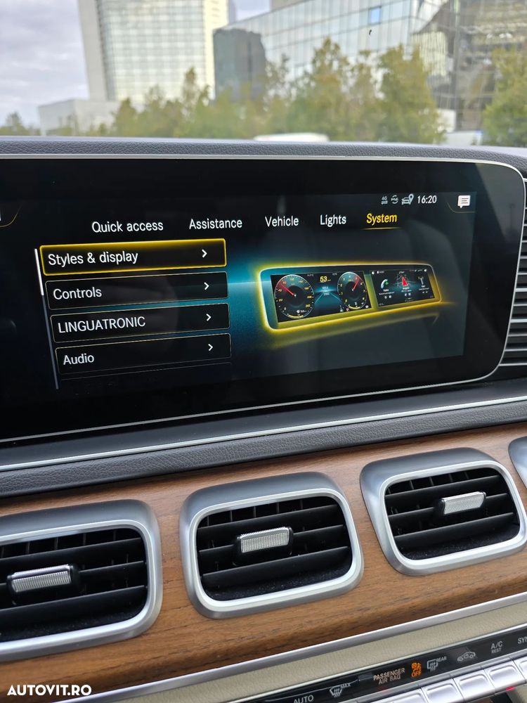 Mercedes-Benz GLE 300 d 4MATIC - 28