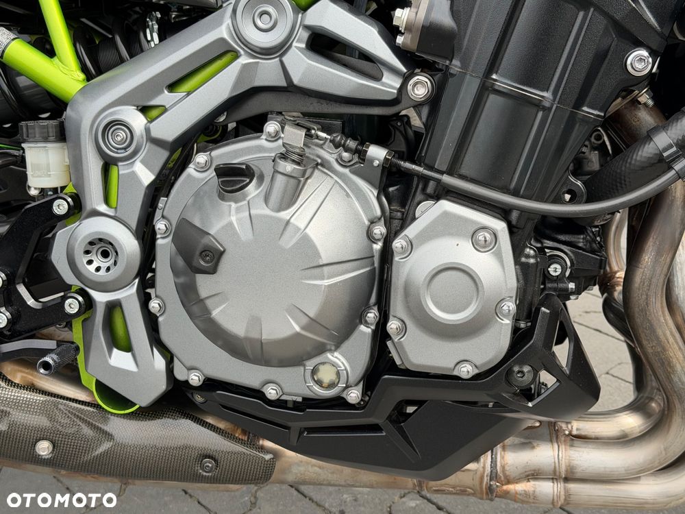 Kawasaki Z 900 - 17