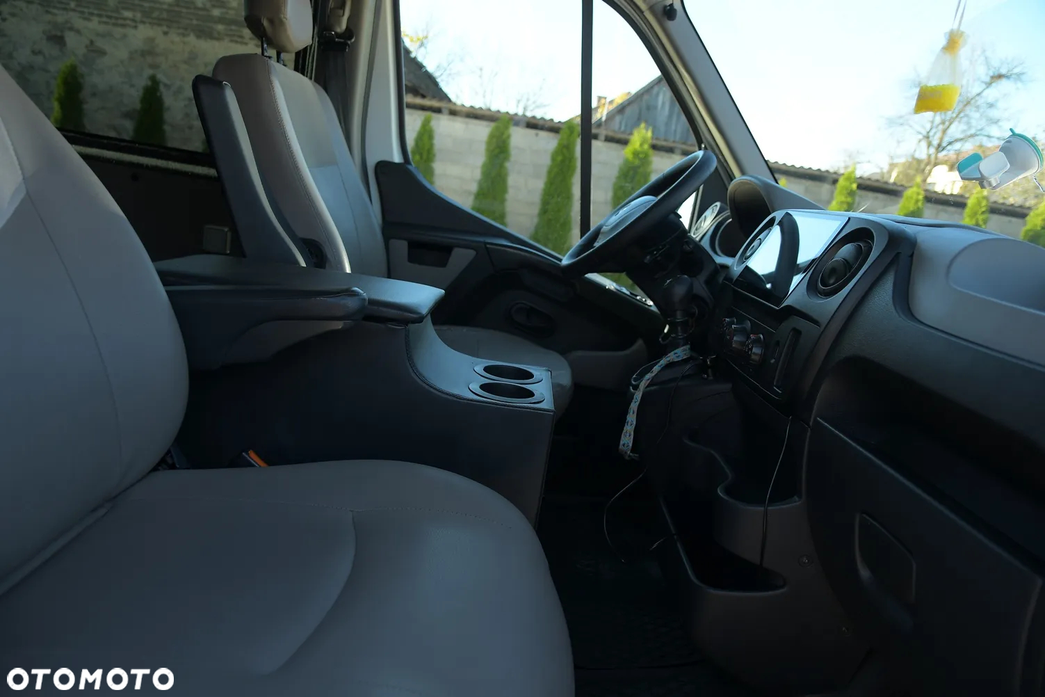 Renault MASTER 2.3 dCi 170KM * 9 osób * TV * VIP * AUTOBUS * SOLAR DACH * ZADBANY! - 16
