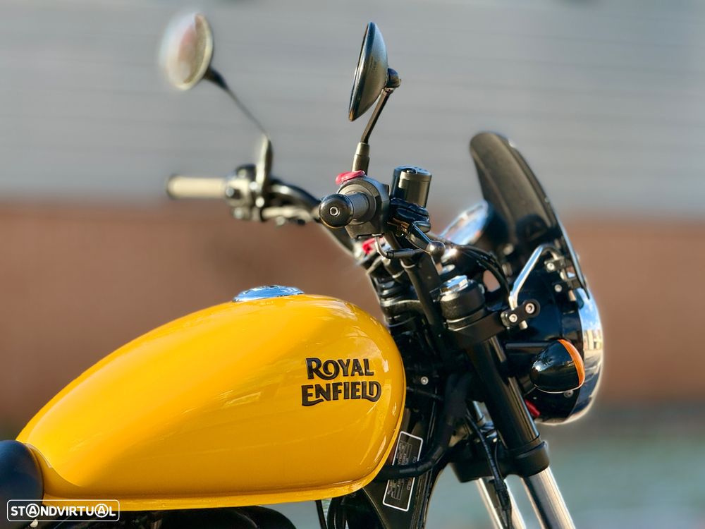 Royal Enfield Meteor 350 Fireball Yellow - 21