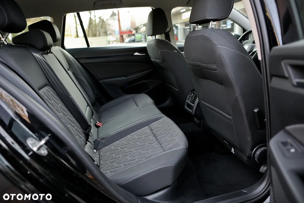 Volkswagen Golf 2.0 TDI Life - 22