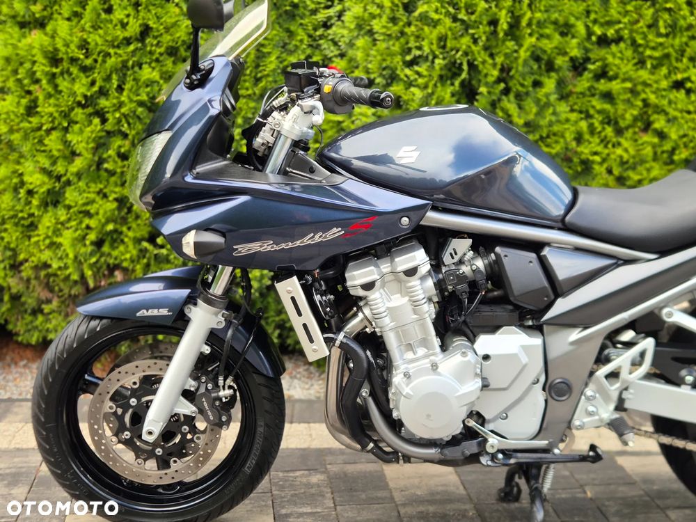 Suzuki Bandit - 20
