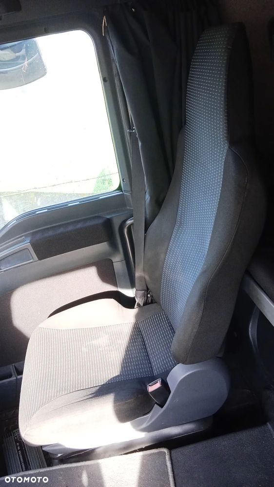 Fotel kierowcy pasażera łóżko MAN TGL 8.180 Euro 5 - 2