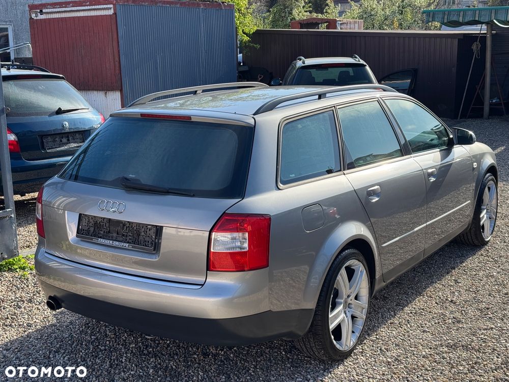 Audi A4 Avant - 10