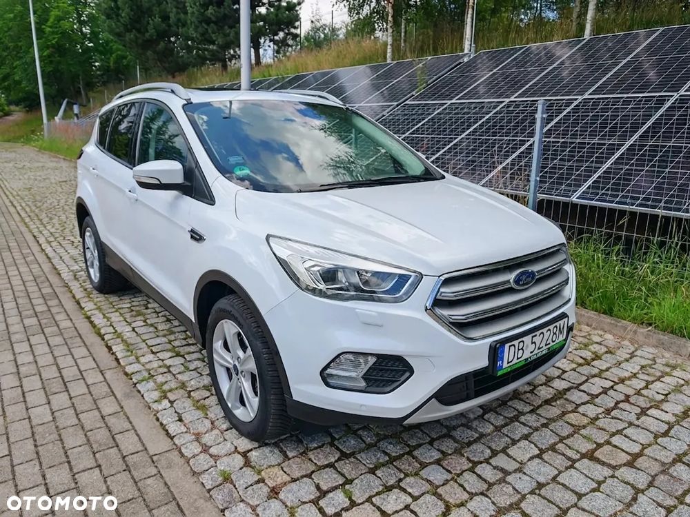 Ford Kuga 1.5 EcoBoost 2x4 Titanium - 2