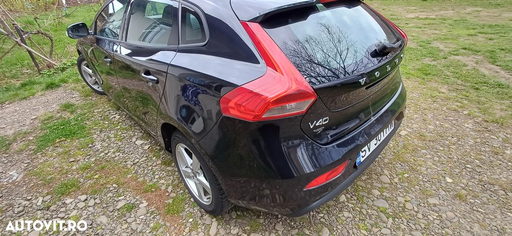 Volvo V40 D2 - 3