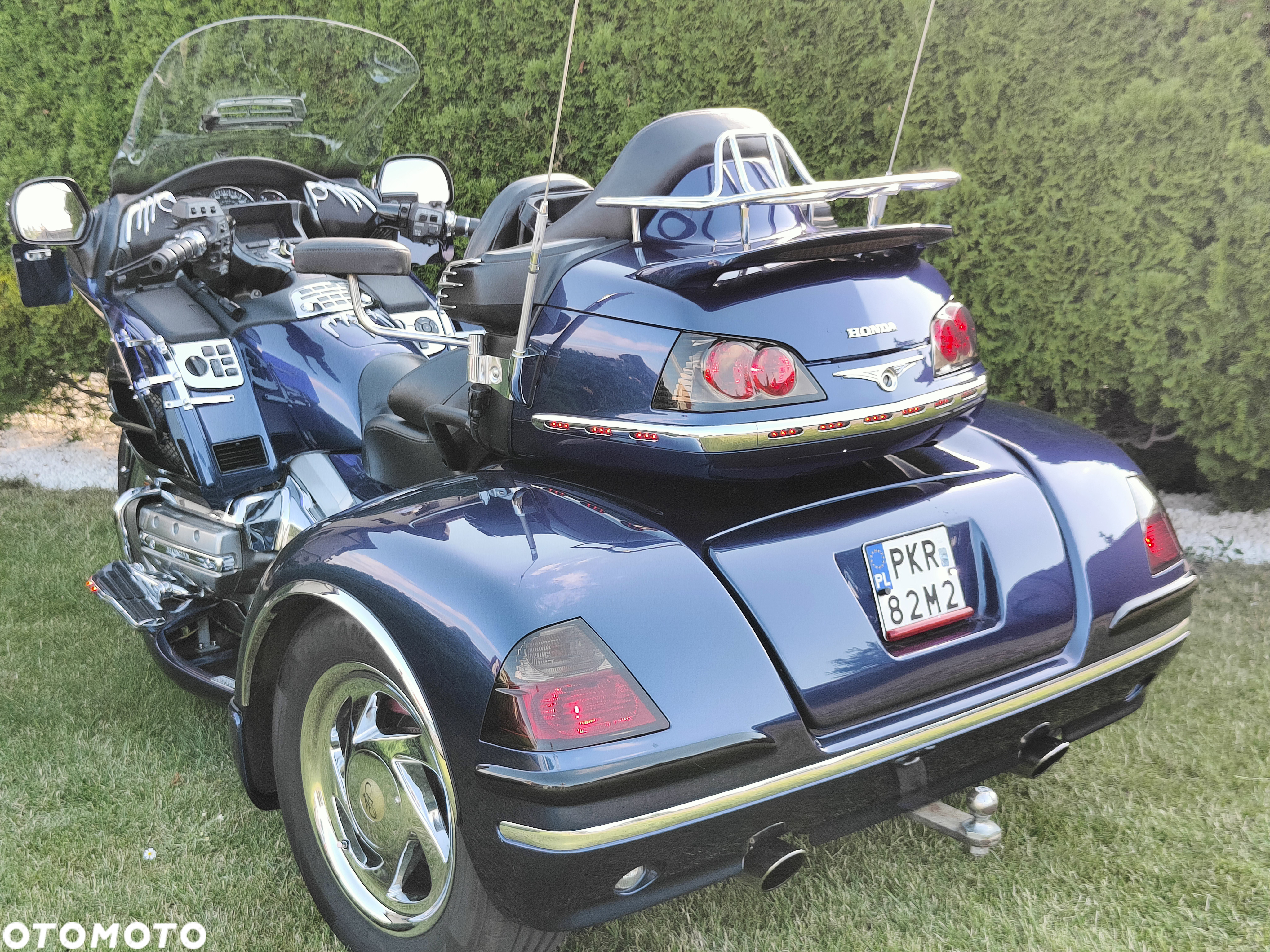 Honda GL - 12