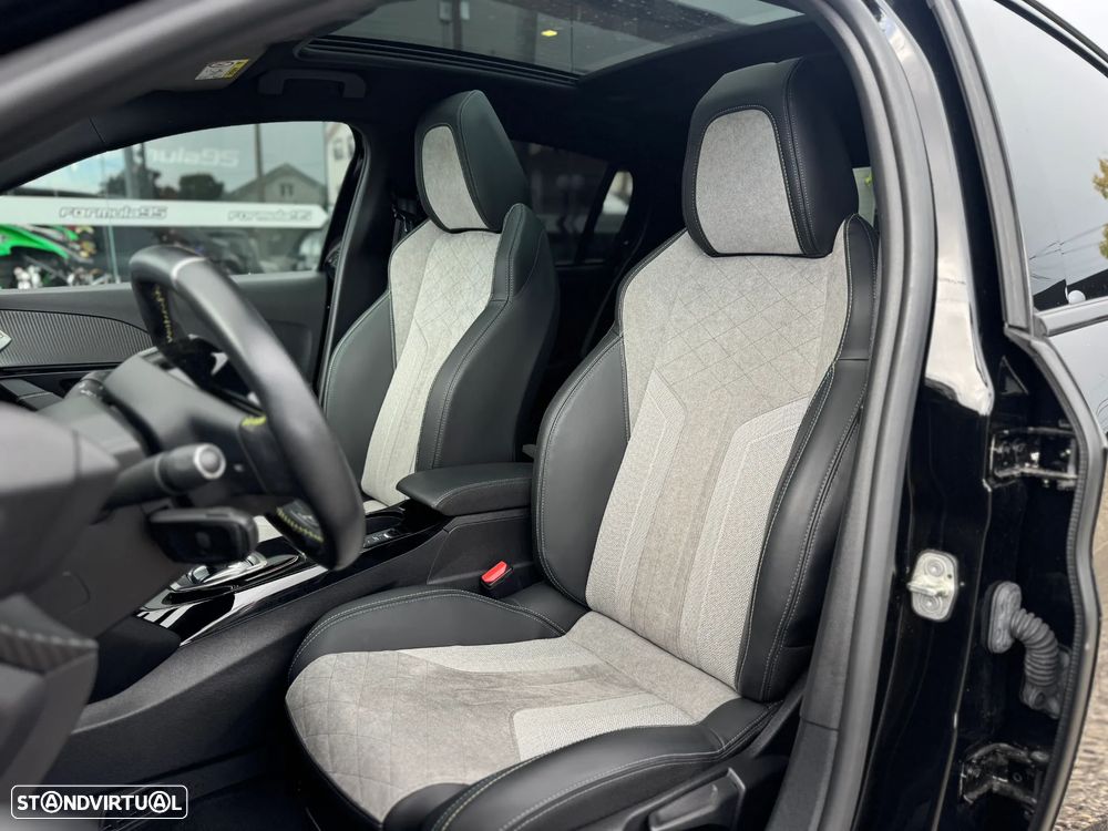Peugeot e-208 50 kWh GT Line - 33