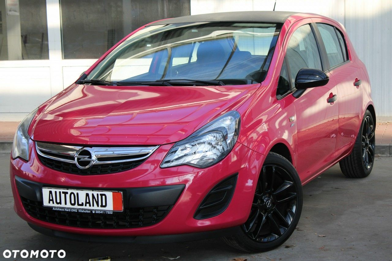 Opel Corsa 1.4 16V Color Edition - 1