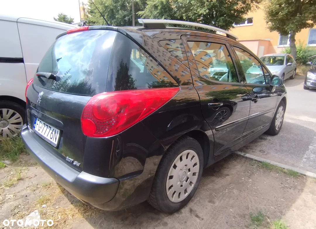 Peugeot 207 1.4 Trendy - 4