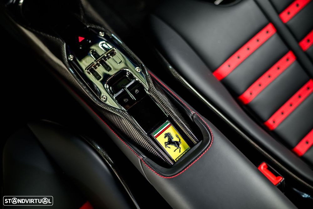 Ferrari SF90 Stradale - 29