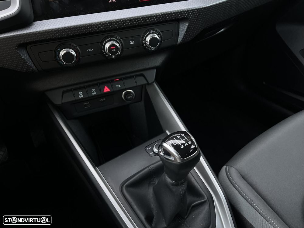 Audi A1 Sportback 30 TFSI S line - 13