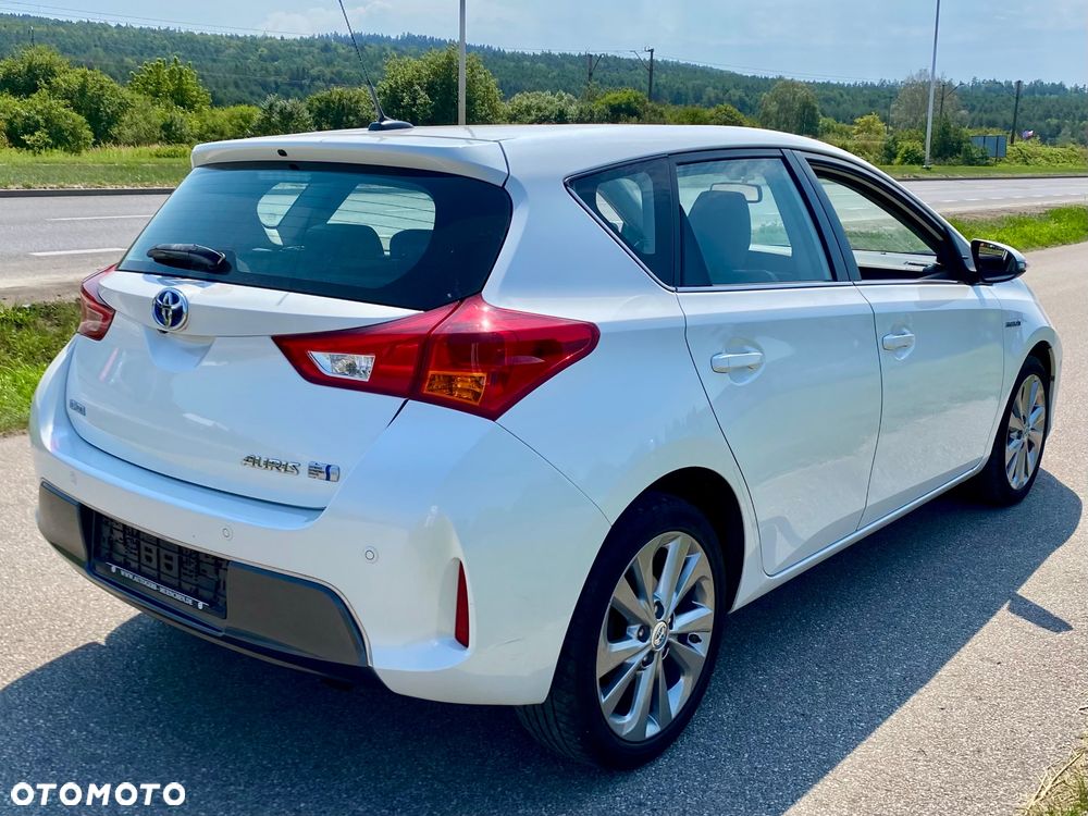 Toyota Auris - 12