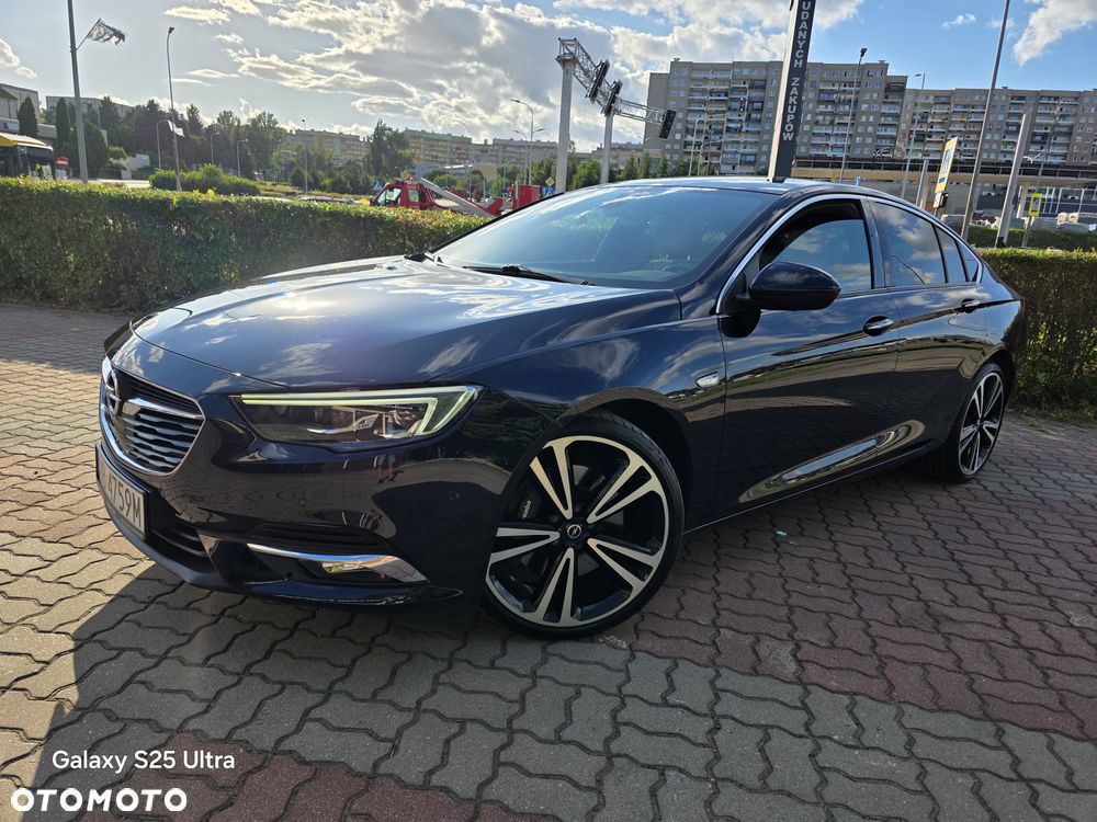 Opel Insignia Sport2.0 Direct InjTurbo 4x4 Ultimate Exclusive - 3