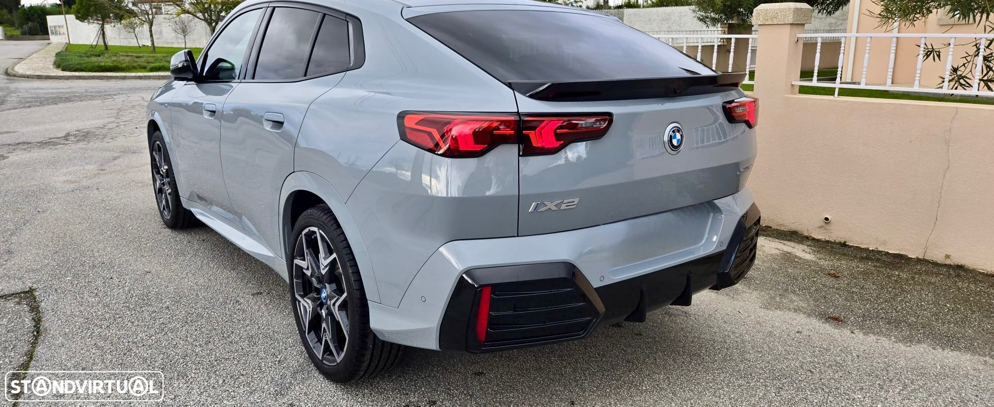 BMW iX2 xDrive30 - 5