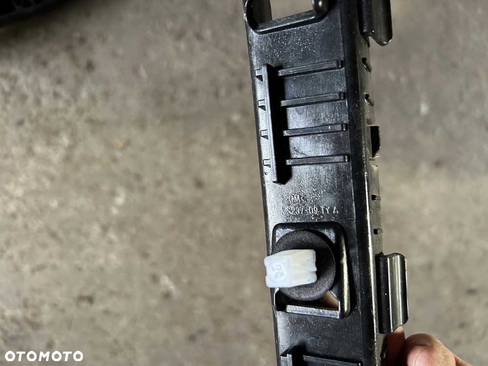 Ślizg Zderzaka Prawy Tył Hyundai I20 II MS237-09TA - 5