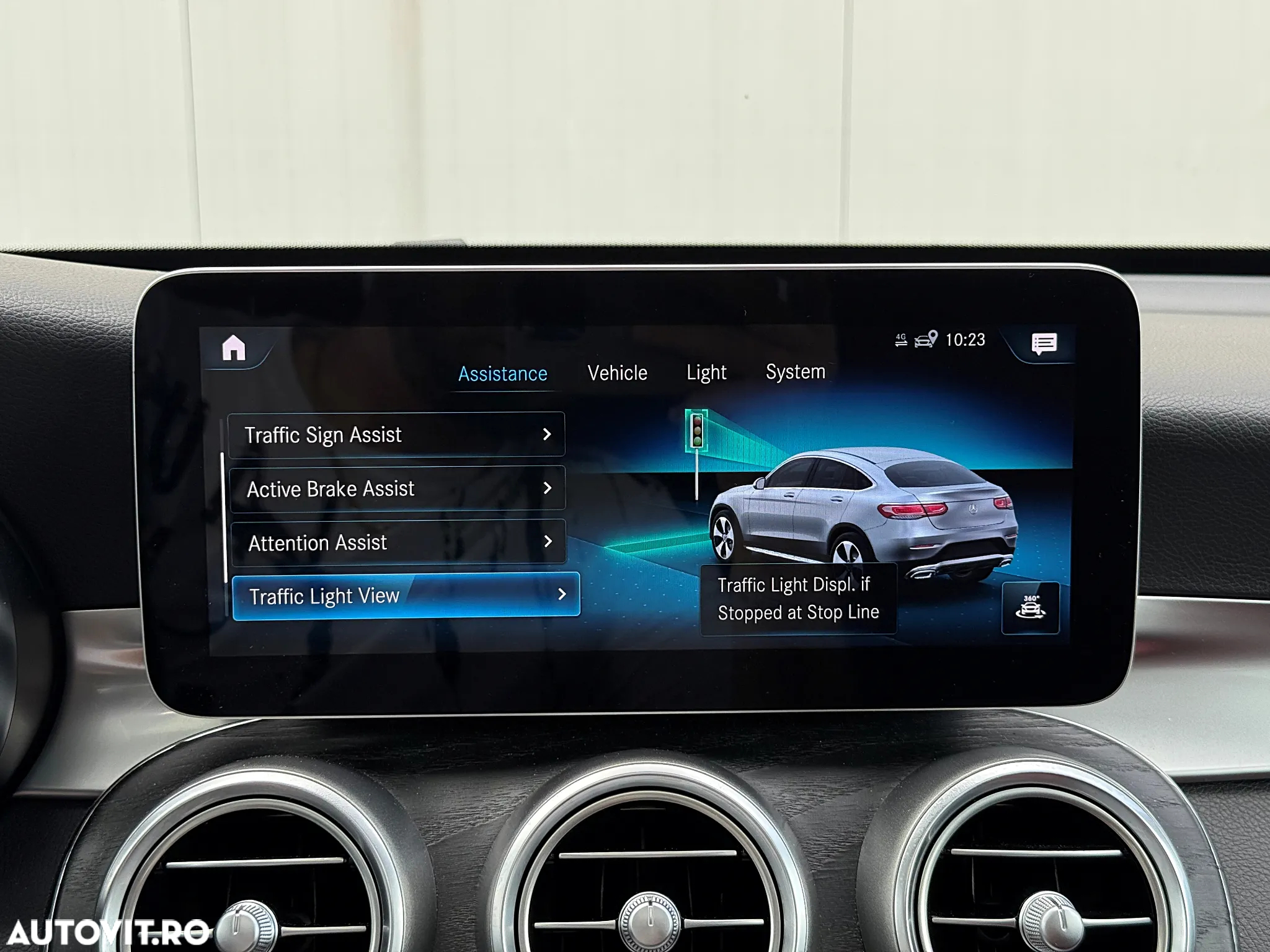 Mercedes-Benz GLC 300 4Matic 9G-TRONIC AMG Line - 22