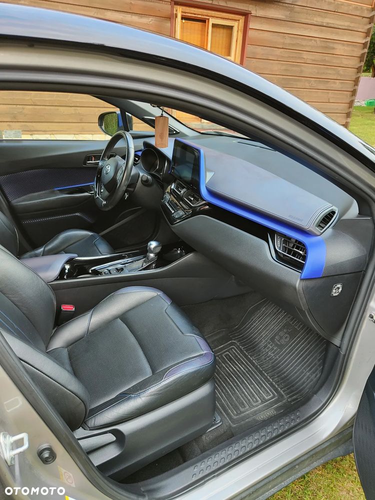 Toyota C-HR - 23