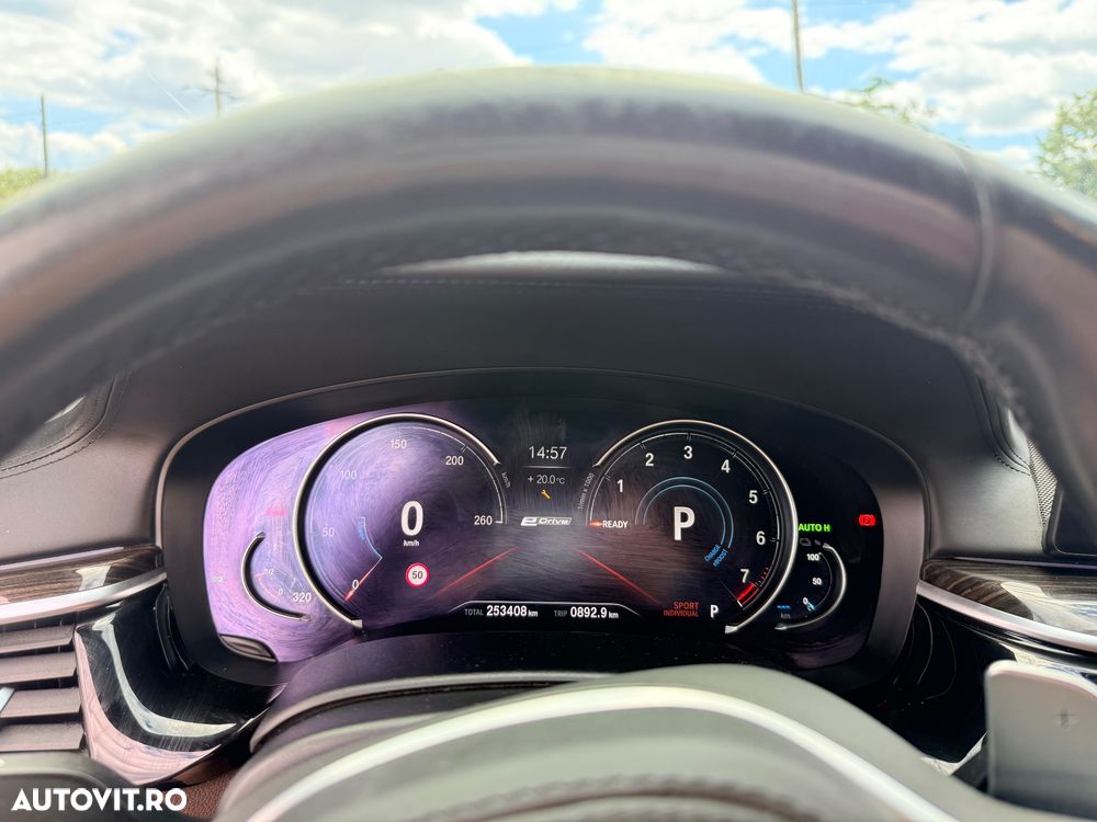 BMW Seria 5 530e AT PHEV - 31