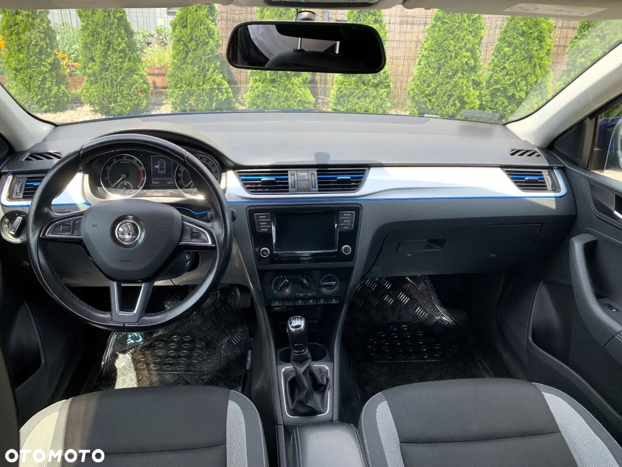 Skoda RAPID Spb 1.0 TSI Active - 5