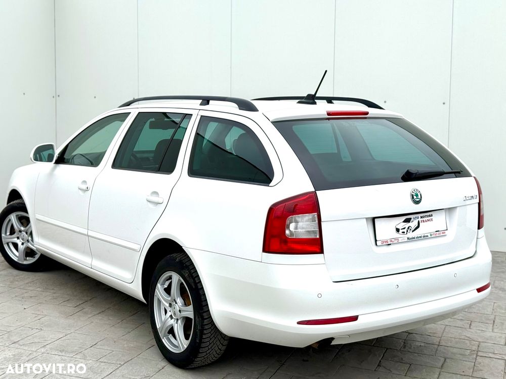 Skoda Octavia 2.0 TDI DPF Ambition - 11