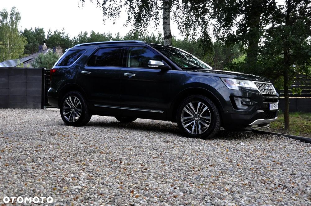 Ford Explorer - 12