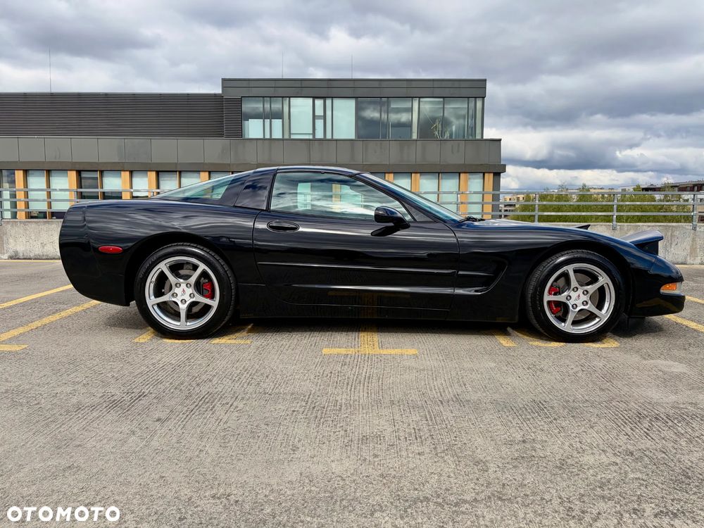 Chevrolet Corvette 5.7 - 12