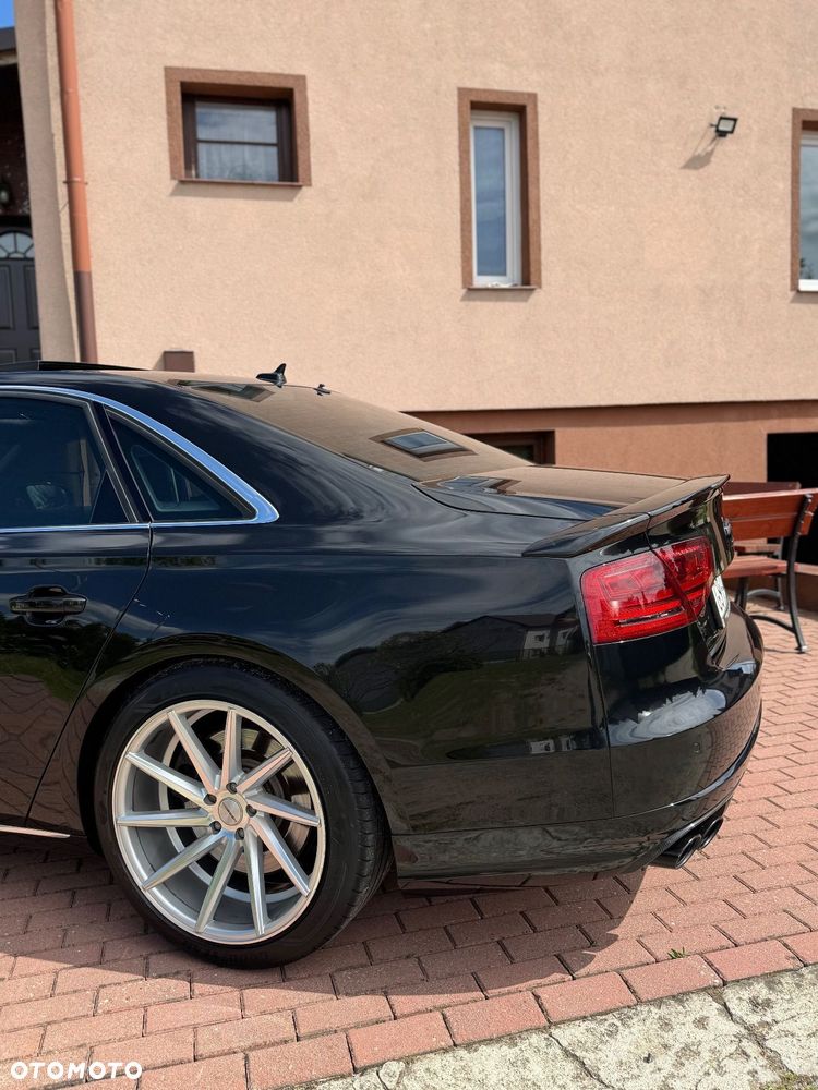 Audi A8 4.2 FSI L Quattro - 8