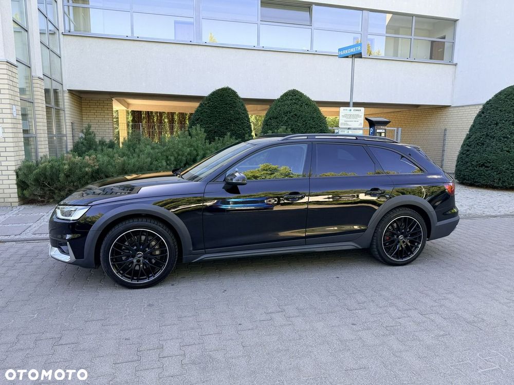 Audi A4 Allroad - 11