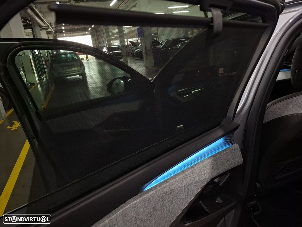 Peugeot E-5008 73 kWh GT - 28