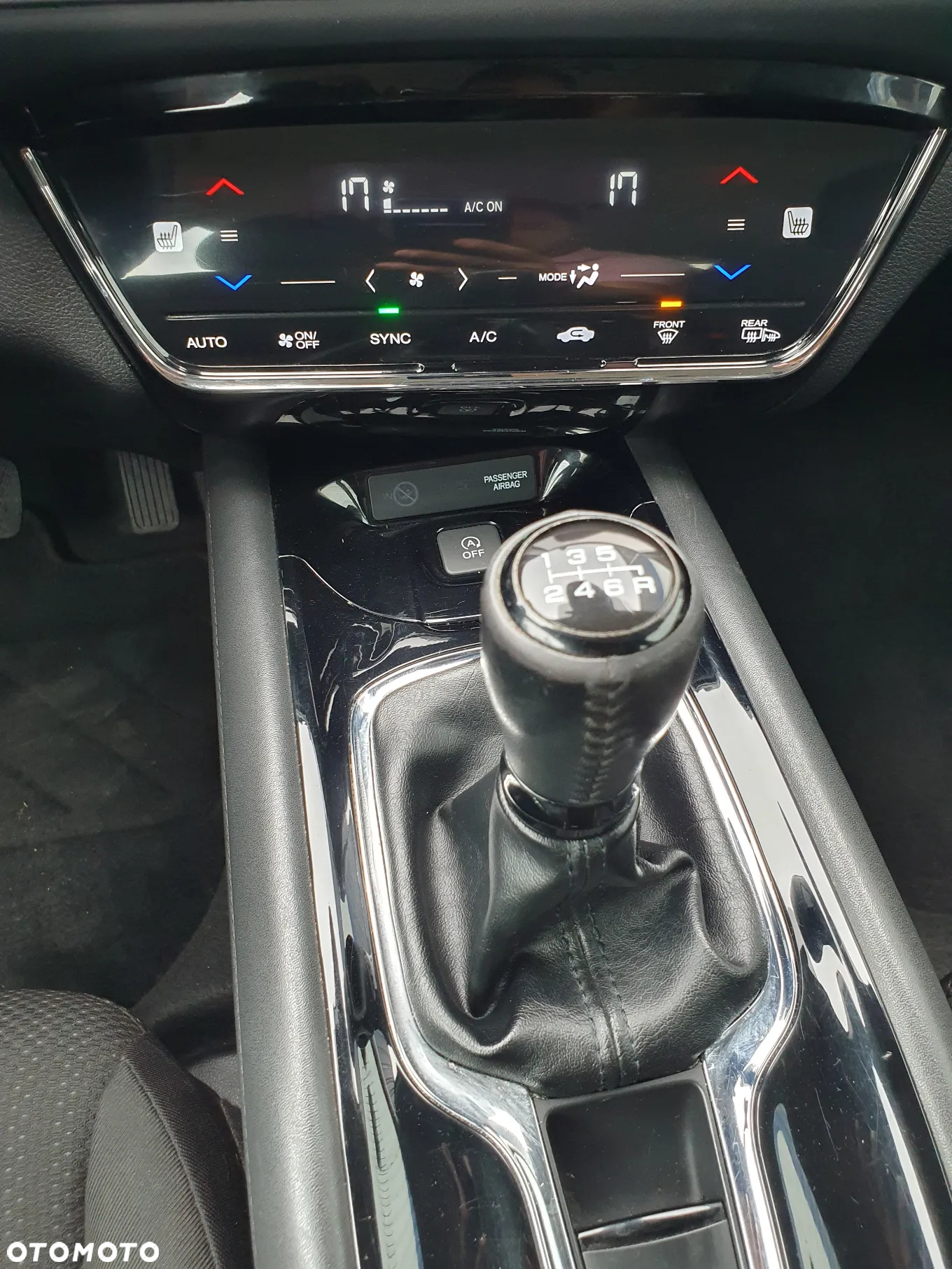 Honda HR-V 1.6 i-DTEC Comfort (Honda Connect+) - 23