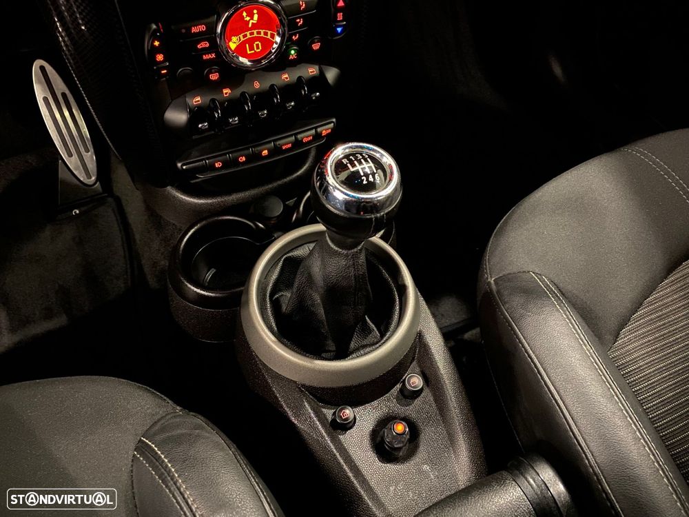 MINI Countryman Cooper SD ALL4 - 43