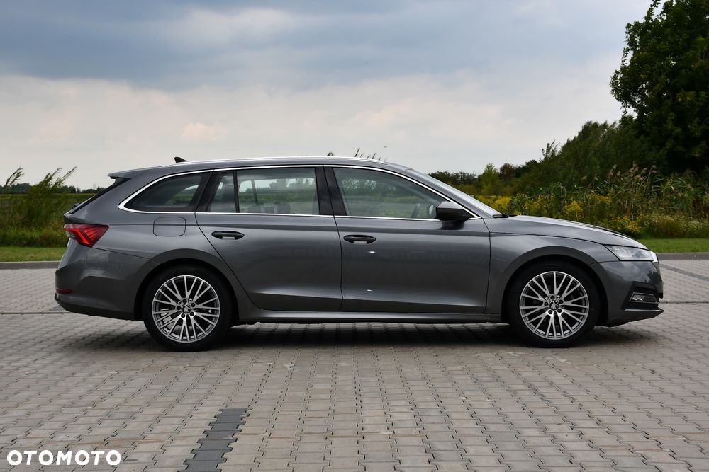 Skoda Octavia 2.0 TDI SCR Style DSG - 8