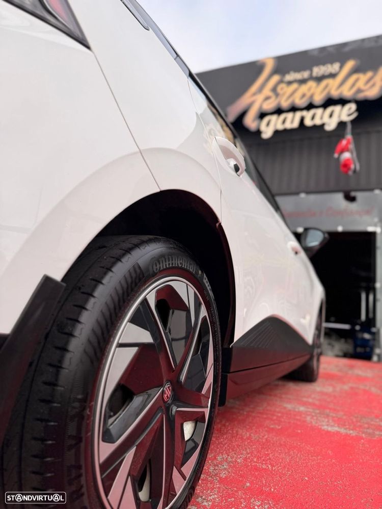 MG MG4 51 kWh Standard - 10