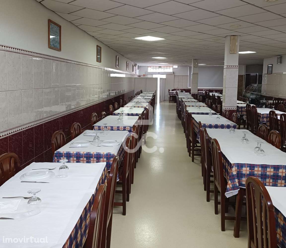 Restaurante em Funcionamento – Martingança - Grande imagem: 2/17
