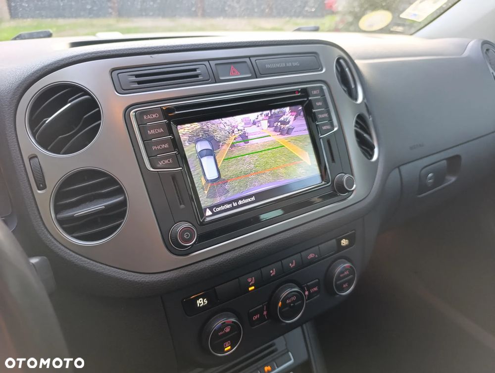 Volkswagen Tiguan 2.0 TDI DPF BlueMotion Technology Exclusive - 13