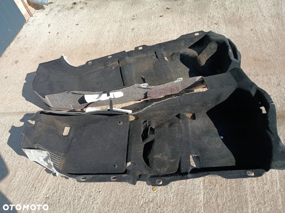 Dywan, wykładzina Lexus is 300h III - 2