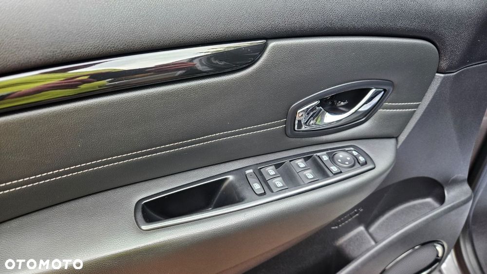 Renault Scenic - 19