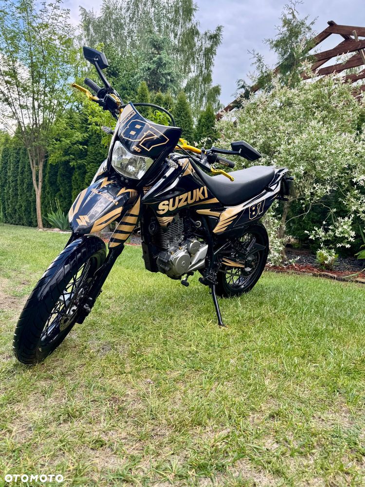Suzuki DR - 4
