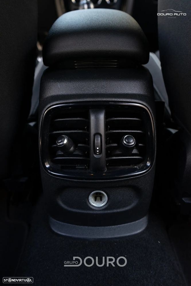 MINI Clubman Cooper D - 11