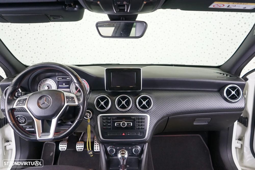 Mercedes-Benz A 180 d AMG Line Aut. - 17