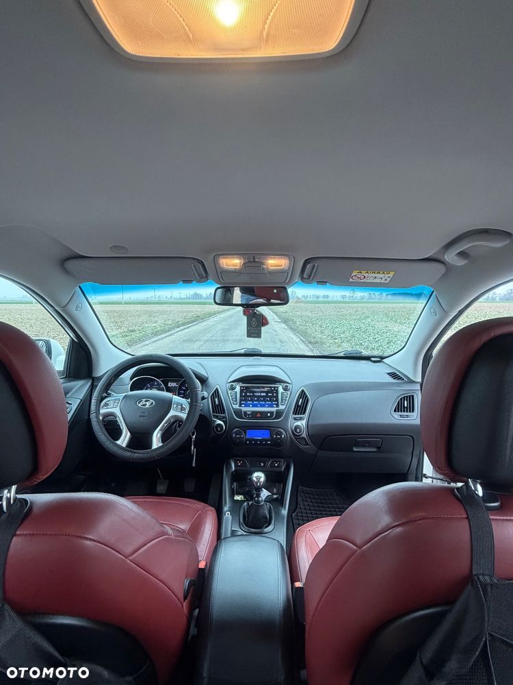 Hyundai ix35 1.7 CRDi Premium 2WD - 18