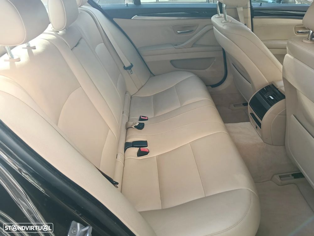 BMW 518 d Aut. Luxury Line - 10