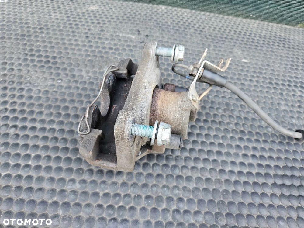 Zacisk Zaciski Jażmo Przód Przednie Hamulcowy Hamulcowe AUDI A4 B6 B7 VW 288mm - 30