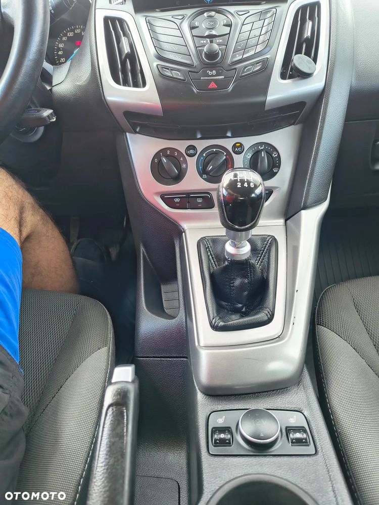 Ford Focus 1.6 TDCi DPF Champions Edition - 18