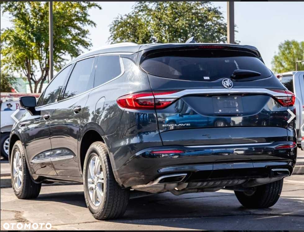 Buick Enclave - 8