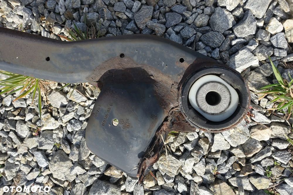 BELKA TYLNA SANKI WÓZEK KOŁYSKA AUDI A4 B6 B7 - 6